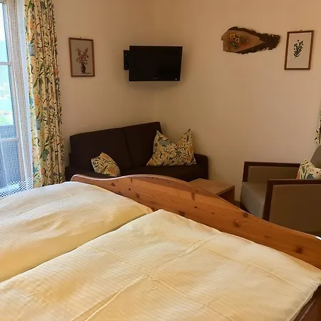 Quarto em Acomodações Particulares Haus Lisa Fuschl am See